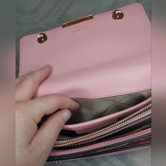 Michael Kors pink snakeskin Jade Shoulder / Crossbody Purse EUC $489 retail - Picture 13 of 14